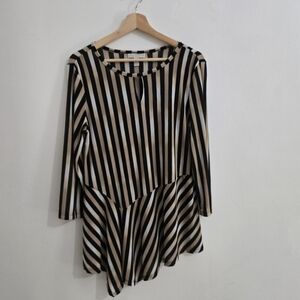 Dana Buchman 3/4 Sleeve Asymmetrical Hem Striped Top Size Medium NWT